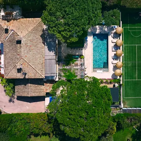 - 4 - Vue Villa Cannes